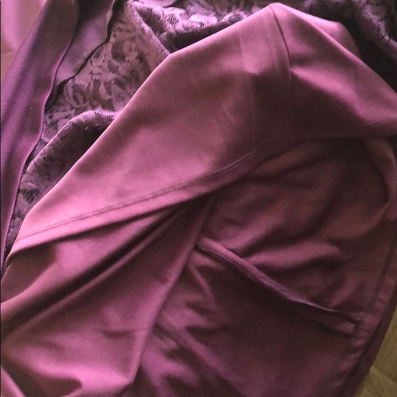 Purple lace dress - Picture 5 of 5